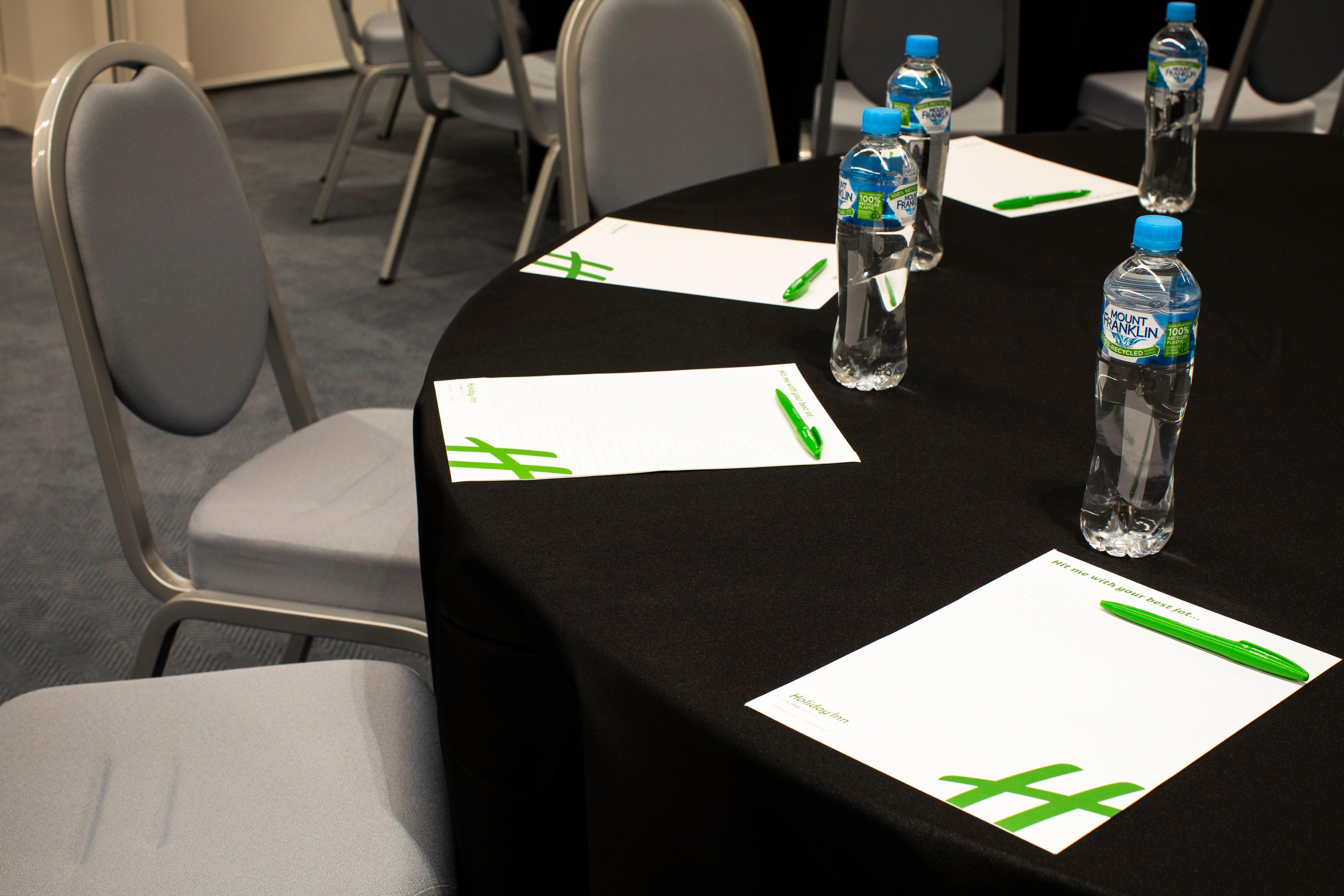 Holiday Inn Werribee By Ihg Extérieur photo