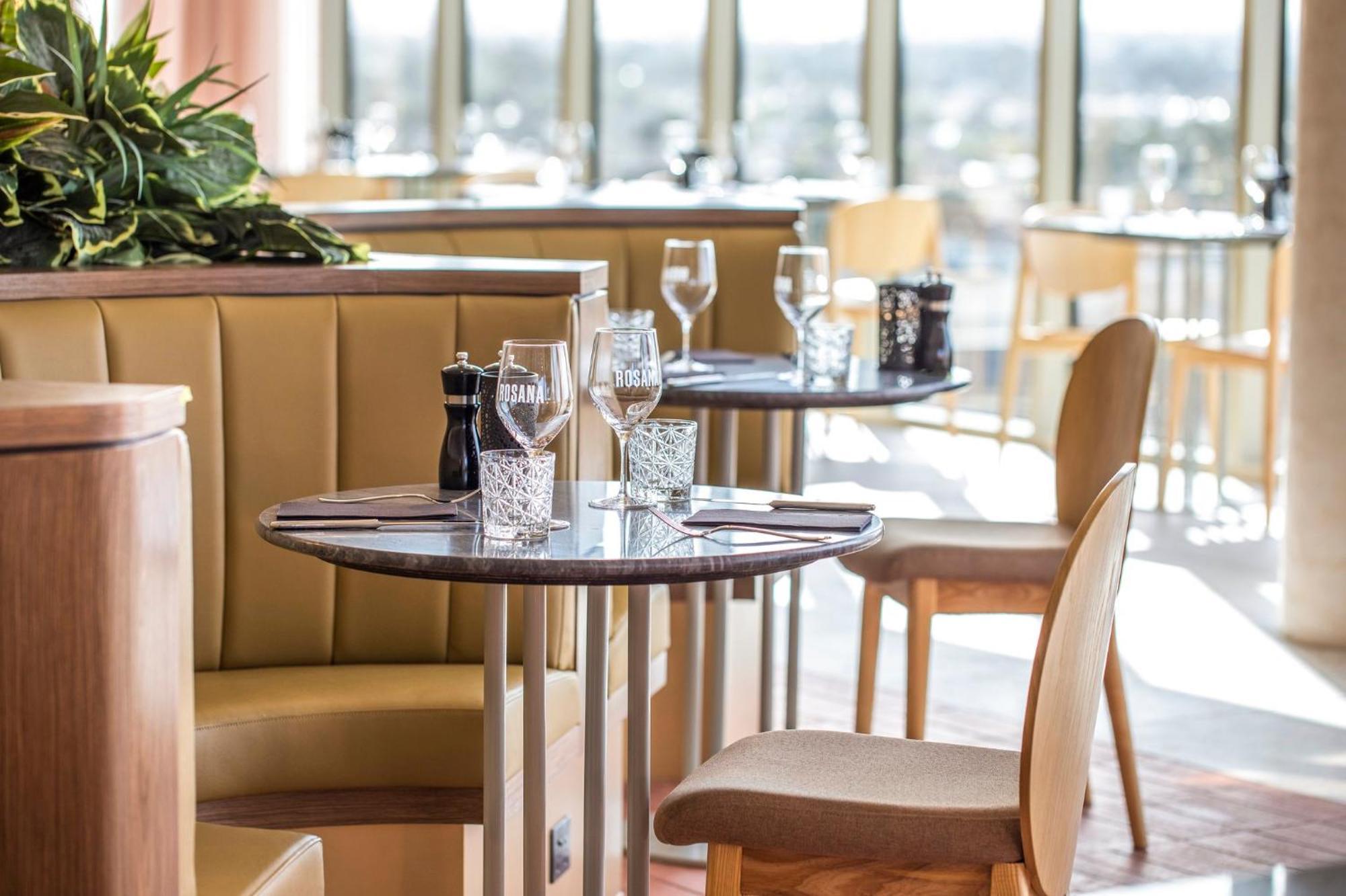 Holiday Inn Werribee By Ihg Extérieur photo