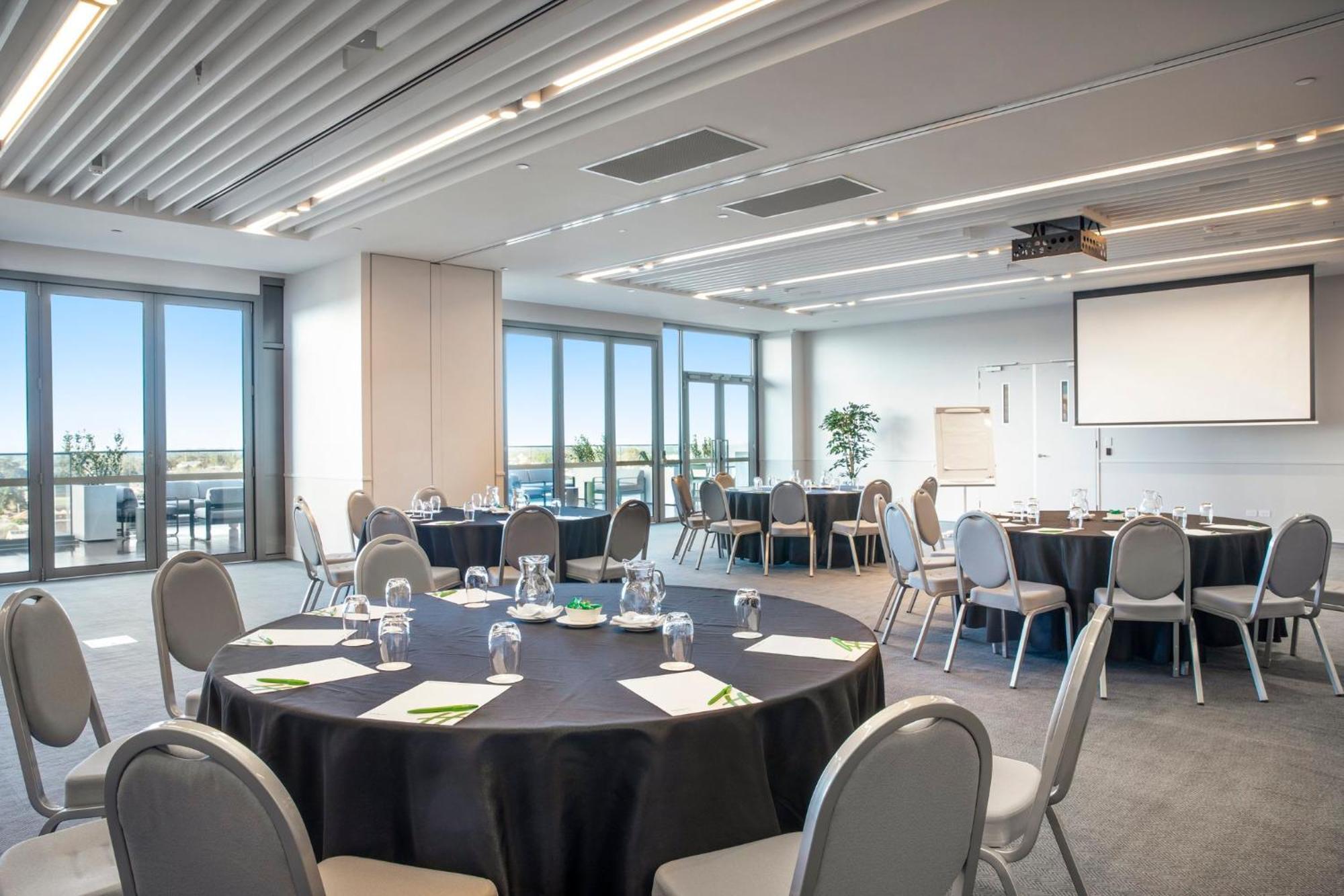 Holiday Inn Werribee By Ihg Extérieur photo